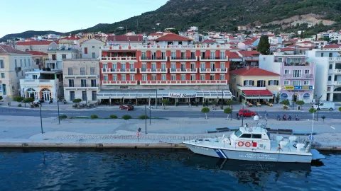 Samos City Hotel in Vathi