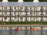 AmericInn by Wyndham Saint Ignace Lakefront Hotels in Mackinac County