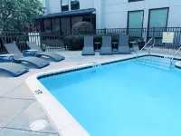 Hampton Inn Harrisburg-East (Hershey Area) - Pools