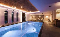 DISTINCTIVE LUXURY DOLOMITI Apartments TERRE71 - Pool