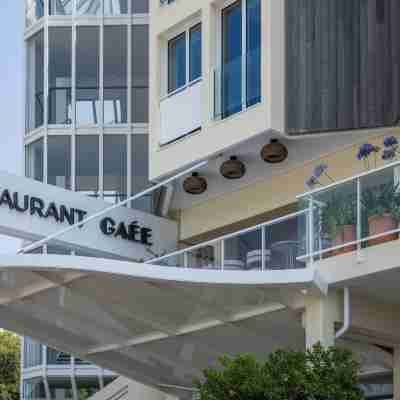 Mercure La Rochelle Vieux-Port Hotel Exterior