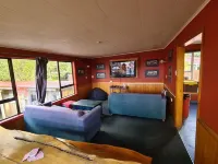 Chateau Backpackers & Motels