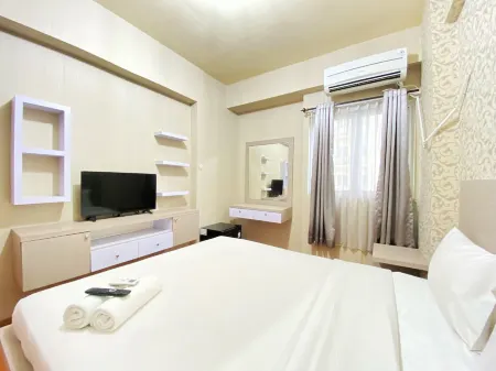 Relaxing Studio Room at Suites @Metro Apartment