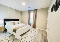 Cozy Stays King Size Bed Full Kitchen Work