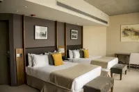 Grand Brizo la Plata Hotels in Lisandro Olmos