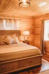 Woodland Bluff Hotels in Clallam County