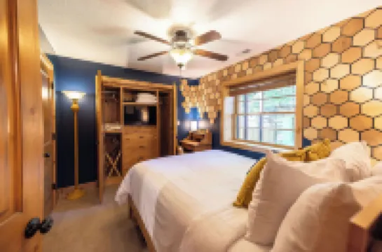 Engen Hus Bed and Breakfast Hoteles en Holladay