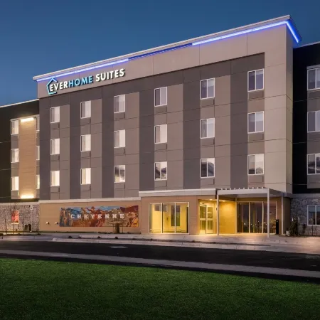 Everhome Suites Cheyenne