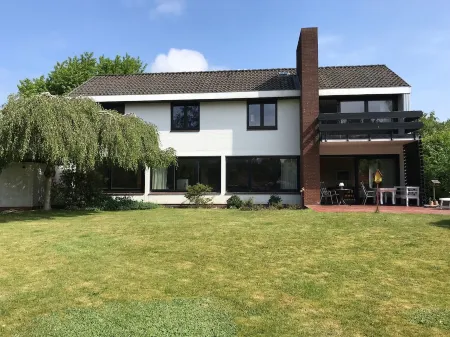 Charming 70s house with large garden