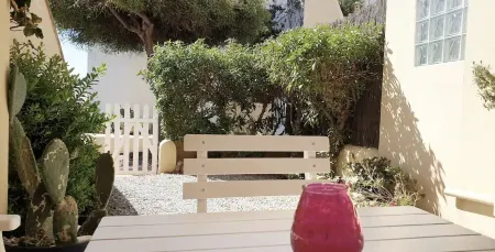 Lovely apartment with garden | Walking distance to Cala Llenya