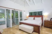 Beautiful 4-bdr Villa With Golf View, Private Pool and Jacuzzi,close Beach
