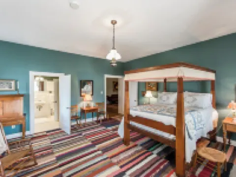 Historic Stonewall Stays • Room for 12 w/ New Bunk Room Hoteles en Gallatin