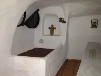 Live the experience of staying in a cave