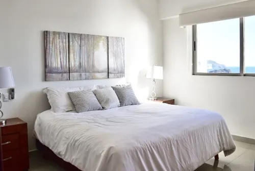 BEACHFRONT 2 BEDROOM CONDO IN LAS GAVIAS RESORT - Sleeps 6