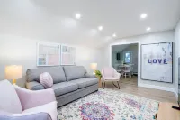 Well Styled and Cozy Apartment!