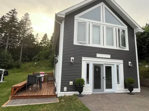 Ocean Pearl Ocean View ,Private Deck W/BBQ, Outdoor Fire Pit