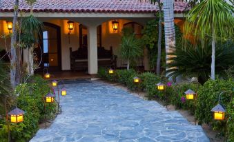 The most Romantic Beachfront Villa - 0222i12000ljs40311B86 R 339 206 R5 D 