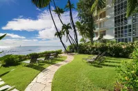 〽High Floor〰Ocean-View〰Queen-Bed〰Studio w/Kitchenette, Very Quiet Building Hotels in Diamond Head