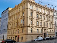 Coru House Hotels in Prague 20