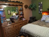 Guesthouse with fresh country air, beautiful views. 25 minutes from Eau Claire.