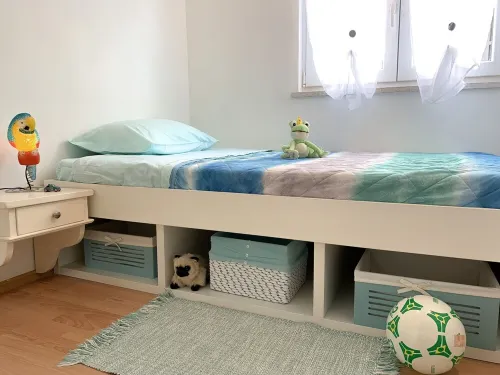 Bright apartment with terrace -3 people