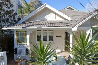 2BR home only 2 minutes from the beach 鄰近Bai Yok的酒店