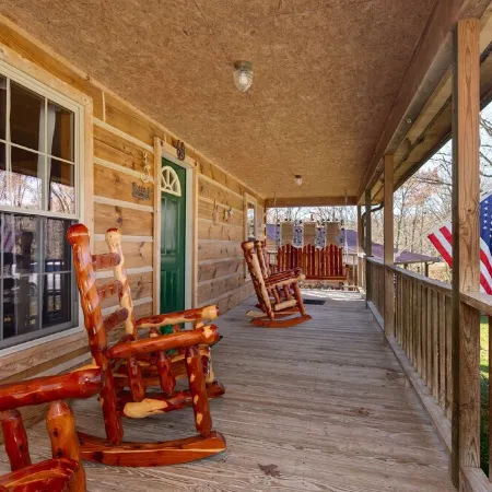 Valentine Drive Cabin 2