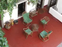 ANCIENT COURT DWELLING MEME'S CIN EN017169C1ZJZHTBAK