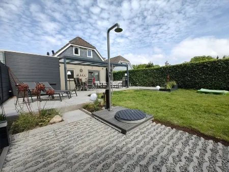 Close to the beach-a place to feel good-family-friendly-covered terrace-garden