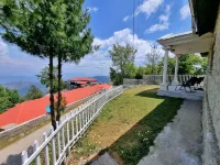 Peaceful Private Cottage with Mountain View in Khaira Gali, Murree