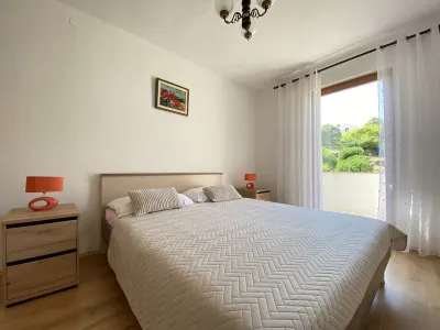 Apartment Almira with sea view Hotels in 