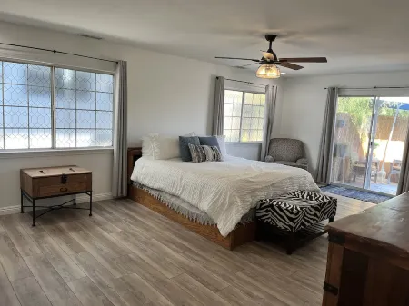 The Bluebird House Near Wineries Historic Downtown Murrieta