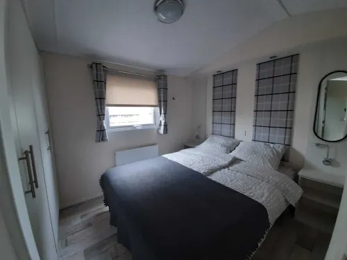 Chalet florence 3 Hotels in Serooskerke