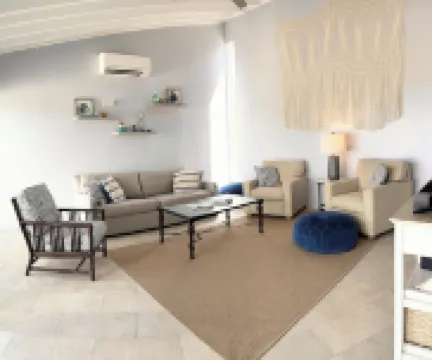 Newly renovated. 2BR 2BA - "A Little Vitamin Sea" with amazing views