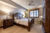 Direct Ski In-Ski Out Luxury Condo Hotels near Beaver Creek Resort