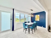 Spacious-Beachfront Condo with WiFi, Pool, Tennis, AC