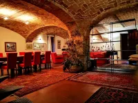 "CASA DEL CANTA" FREE WI-FI, FREE PARKING.