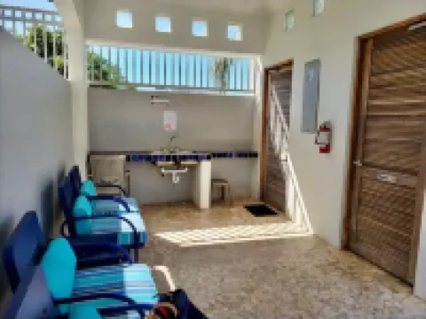 Catch Some Waves and Chill, with High Speed Wi-fi, Washer & Dryer.