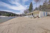 Pet-Friendly California Abode w/ Fenced-in Yard! - Wifi