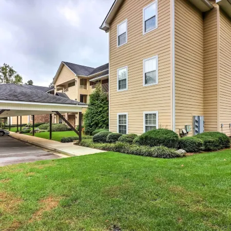 Condo on Kingwood Golf Course ~ 3 Mi to Main St!