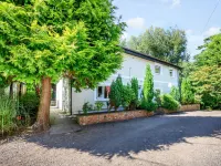 Eden House - Country Houses