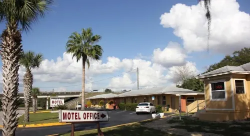 Prince of Wales Motel Hôtels à : Lake Wales