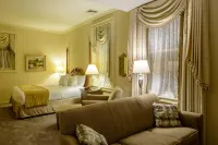 Hotel Winneshiek