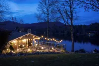 The Greystone Inn Hotels in Hogback