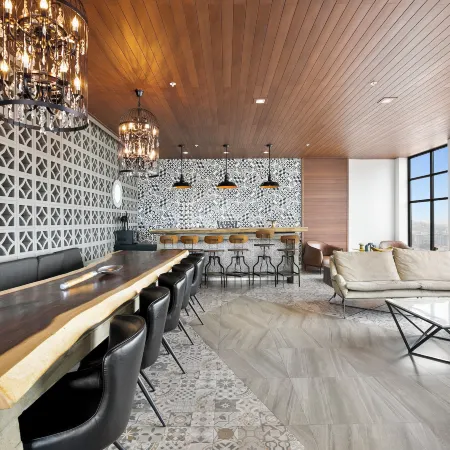 Distrito Revolution Suites