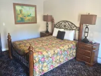 The Classic Horseshoe Bay Motel