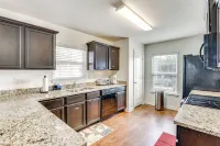 13 Mi to Lackland Afb: San Antonio Home! - Country Houses