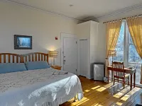 คริสโตเฟอร์ส ดอดจ์เฮาส์ โรงแรมใน