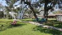 Full Moon Inn Hotels in Fredericksburg