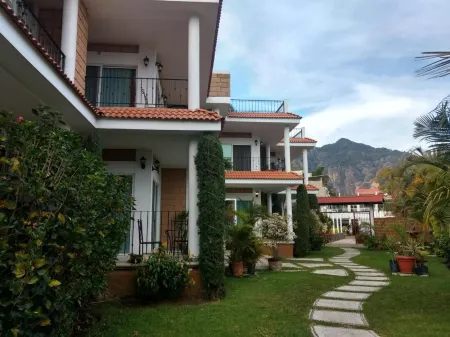 Hotel JD TEPOZTLÁN Отели рядом с достопримечательностью «Ex Convento Dominico de la Natividad»